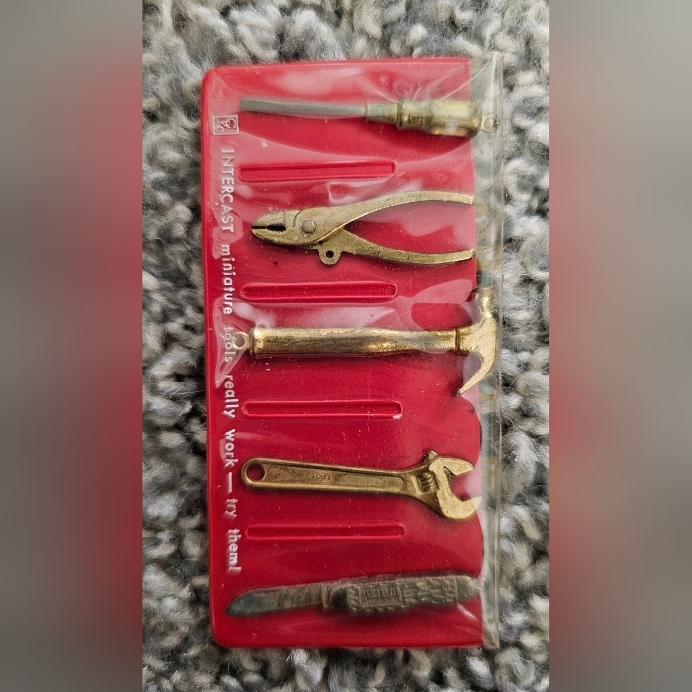Vintage Intercast miniature toolset from the 1960s in its original packa…